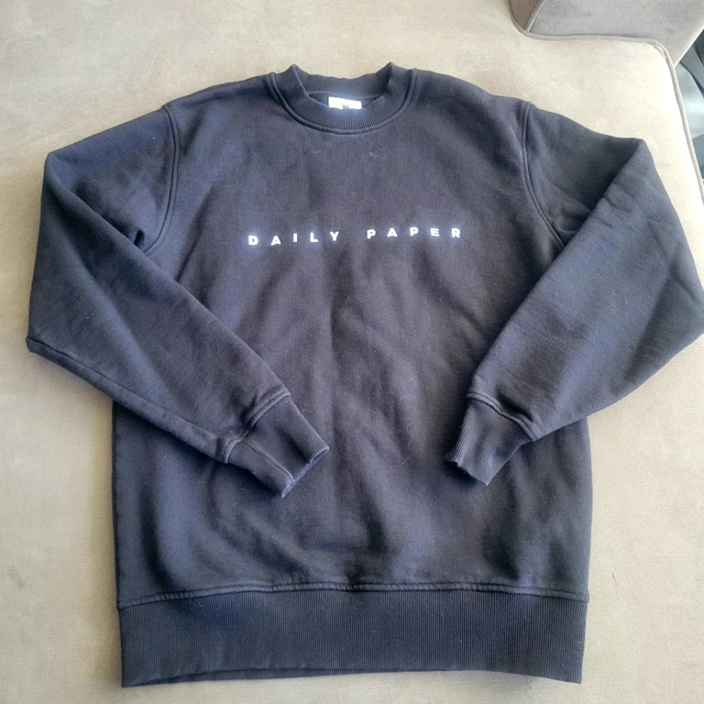 Daily Paper Men's Sweatshirt Center Logo Medium Black/White